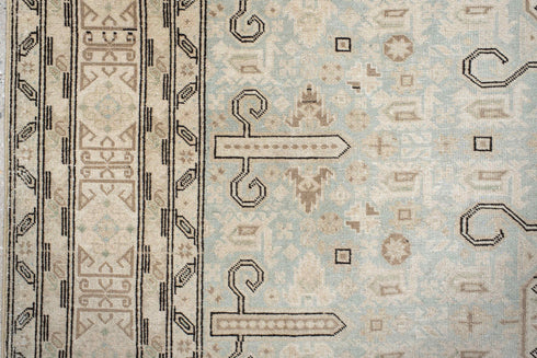 Antique Area Rug (5' x 8')